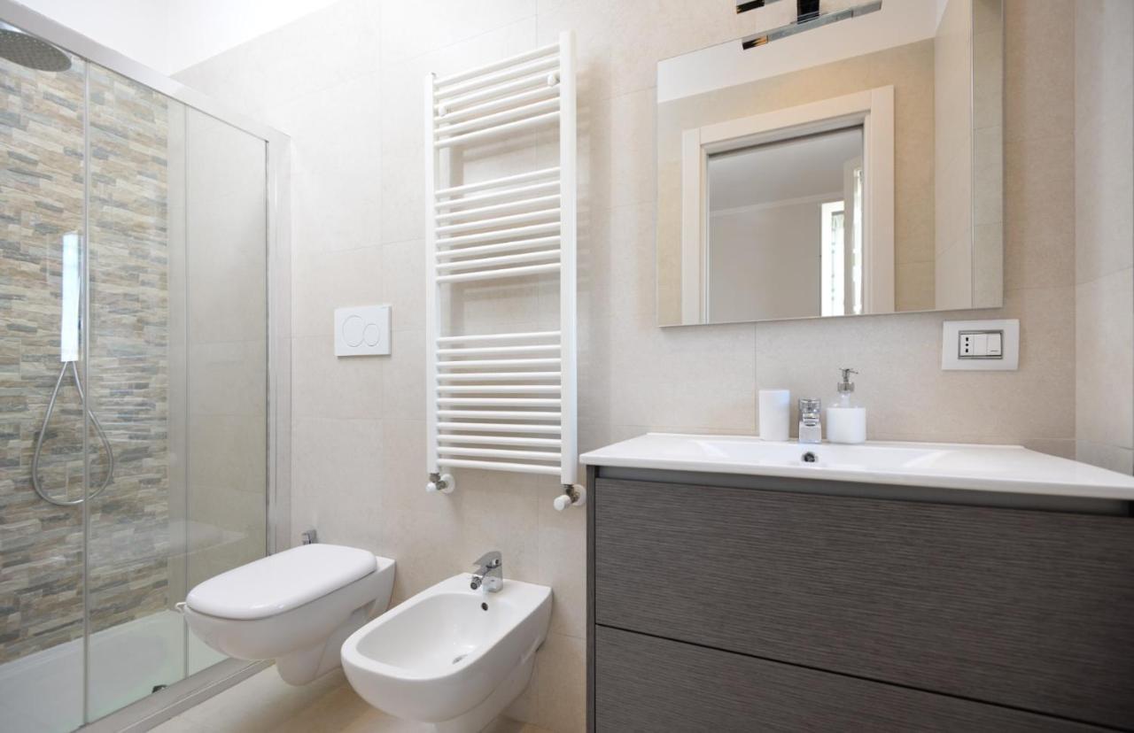 Casa Torre Di Specchio 2 Con Piscina Lejlighed Bari Eksteriør billede