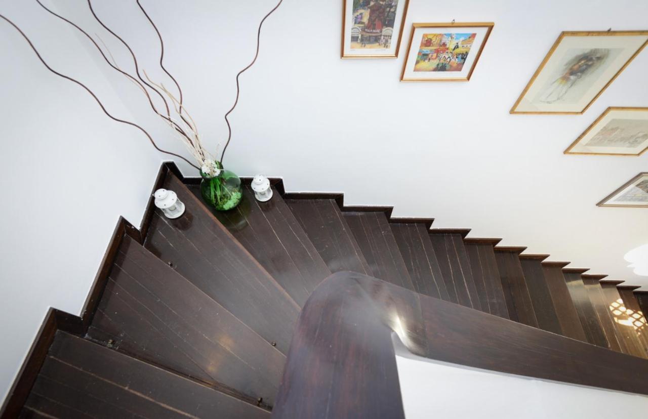 Casa Torre Di Specchio 2 Con Piscina Lejlighed Bari Eksteriør billede