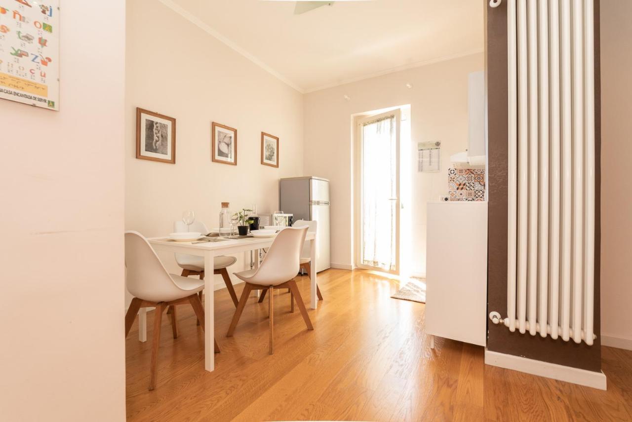Casa Torre Di Specchio 2 Con Piscina Lejlighed Bari Eksteriør billede