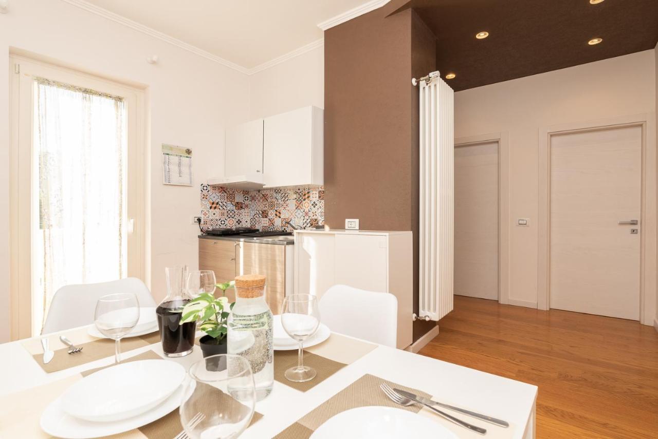 Casa Torre Di Specchio 2 Con Piscina Lejlighed Bari Eksteriør billede